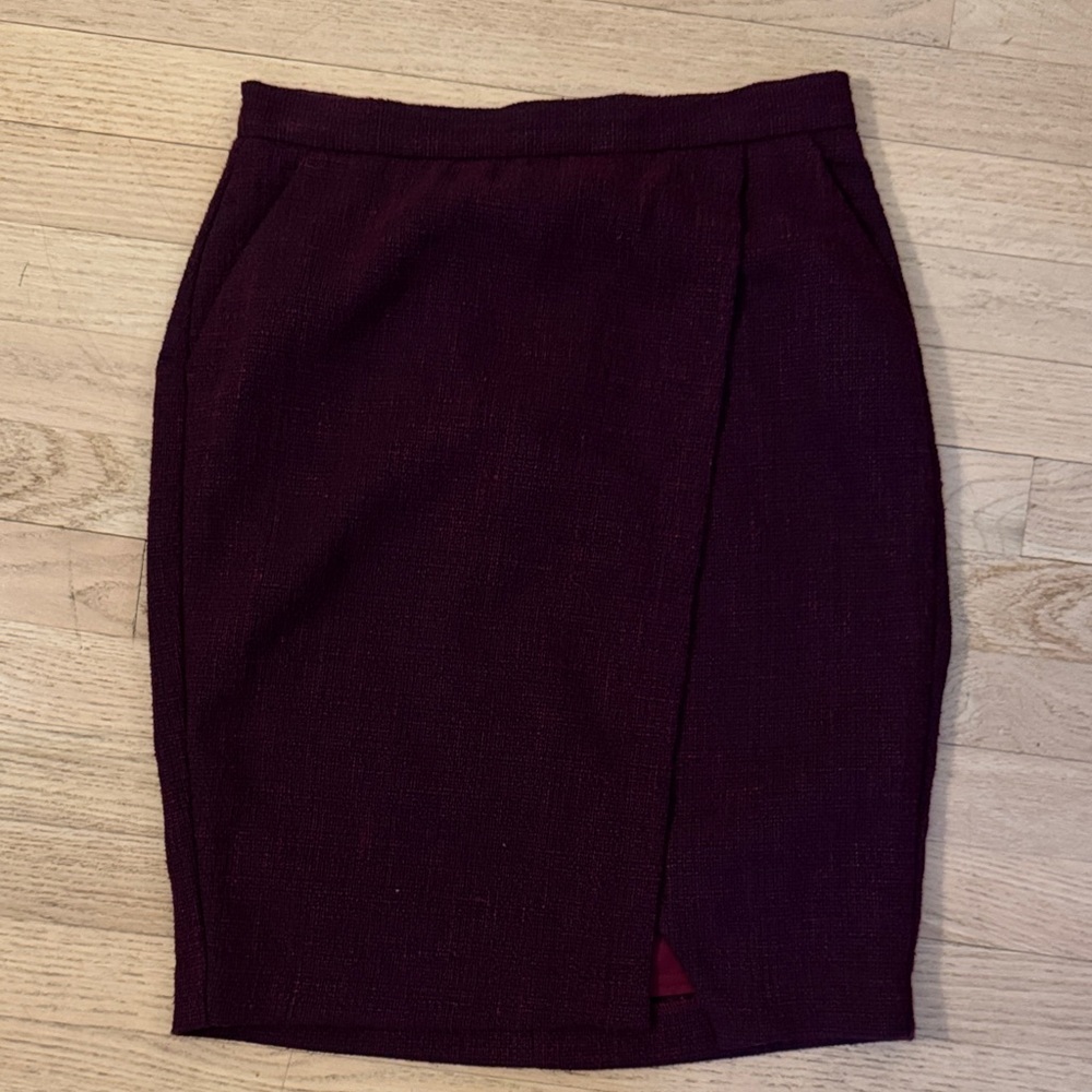 Banana Republic Burgundy Pencil Skirt